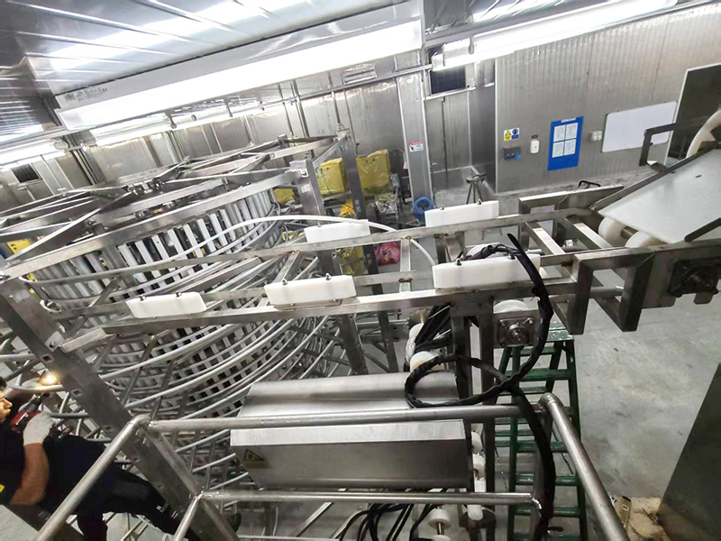 Projet de convoyeur spiralé descendant pour Top Fresh, Malaisie
